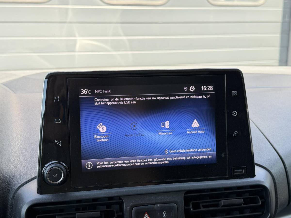 Toyota ProAce Toyota PROACE CITY 1.2 Turbo Live | Navigatie | Carplay | Airco | Cruise Control | DAB |