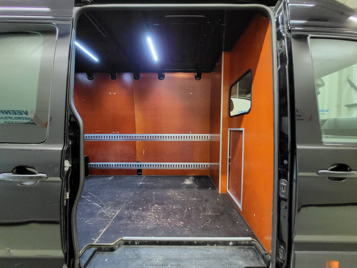 Volkswagen Crafter Volkswagen Crafter 2.0TDI L4/H3 Inrichting Euro 6!