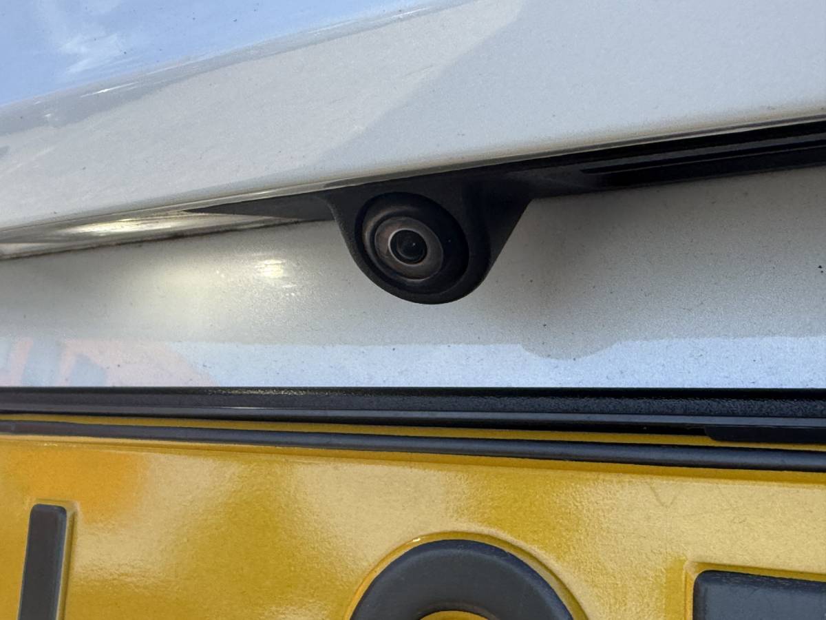 Tesla Model Y Tesla Model Y BWJ 2021 Long Range 351 PK  AWD 75 kWh PANO | FULL LED | STOEL + STUURVERW. | 360 CAMERA | ADAPTIVE CRUISE | LEDER | ELEKTR. STOELEN | ELEKTR. ACHTERKLEP | NAVI | CLIMA | LMV | PDC