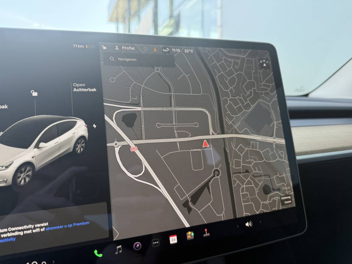 Tesla Model Y Tesla Model Y BWJ 2021 Long Range 351 PK  AWD 75 kWh PANO | FULL LED | STOEL + STUURVERW. | 360 CAMERA | ADAPTIVE CRUISE | LEDER | ELEKTR. STOELEN | ELEKTR. ACHTERKLEP | NAVI | CLIMA | LMV | PDC