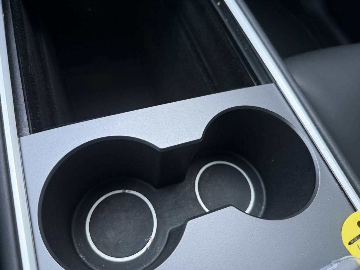 Tesla Model Y Tesla Model Y BWJ 2021 Long Range 351 PK  AWD 75 kWh PANO | FULL LED | STOEL + STUURVERW. | 360 CAMERA | ADAPTIVE CRUISE | LEDER | ELEKTR. STOELEN | ELEKTR. ACHTERKLEP | NAVI | CLIMA | LMV | PDC