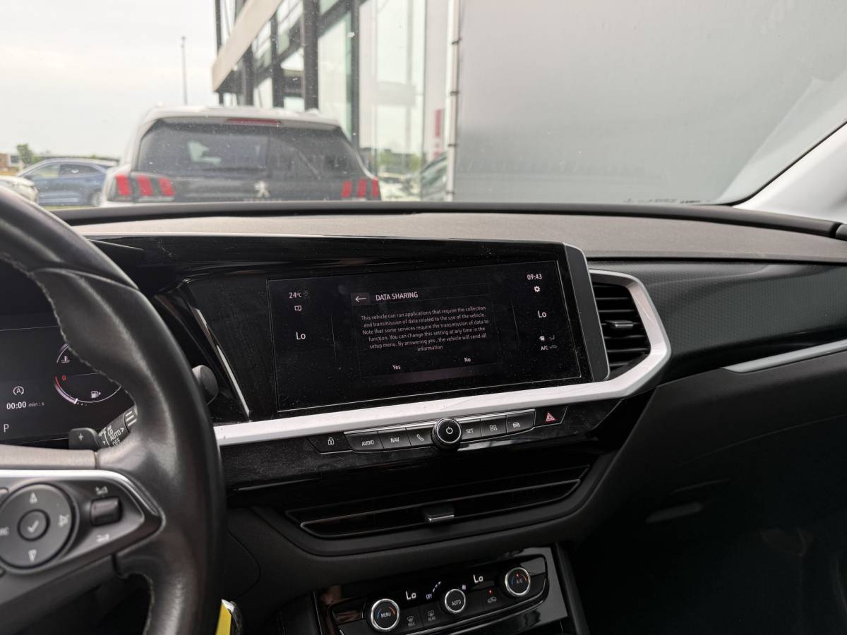Opel Grandland Opel Grandland BWJ 2022 1.2 131 PK  Turbo GS Line AUTOMAAT | FULL LED | 360 CAMERA | CARPLAY + ANDROID | DAB + | NAVI | CLIMA | CRUISE | LMV | PDC