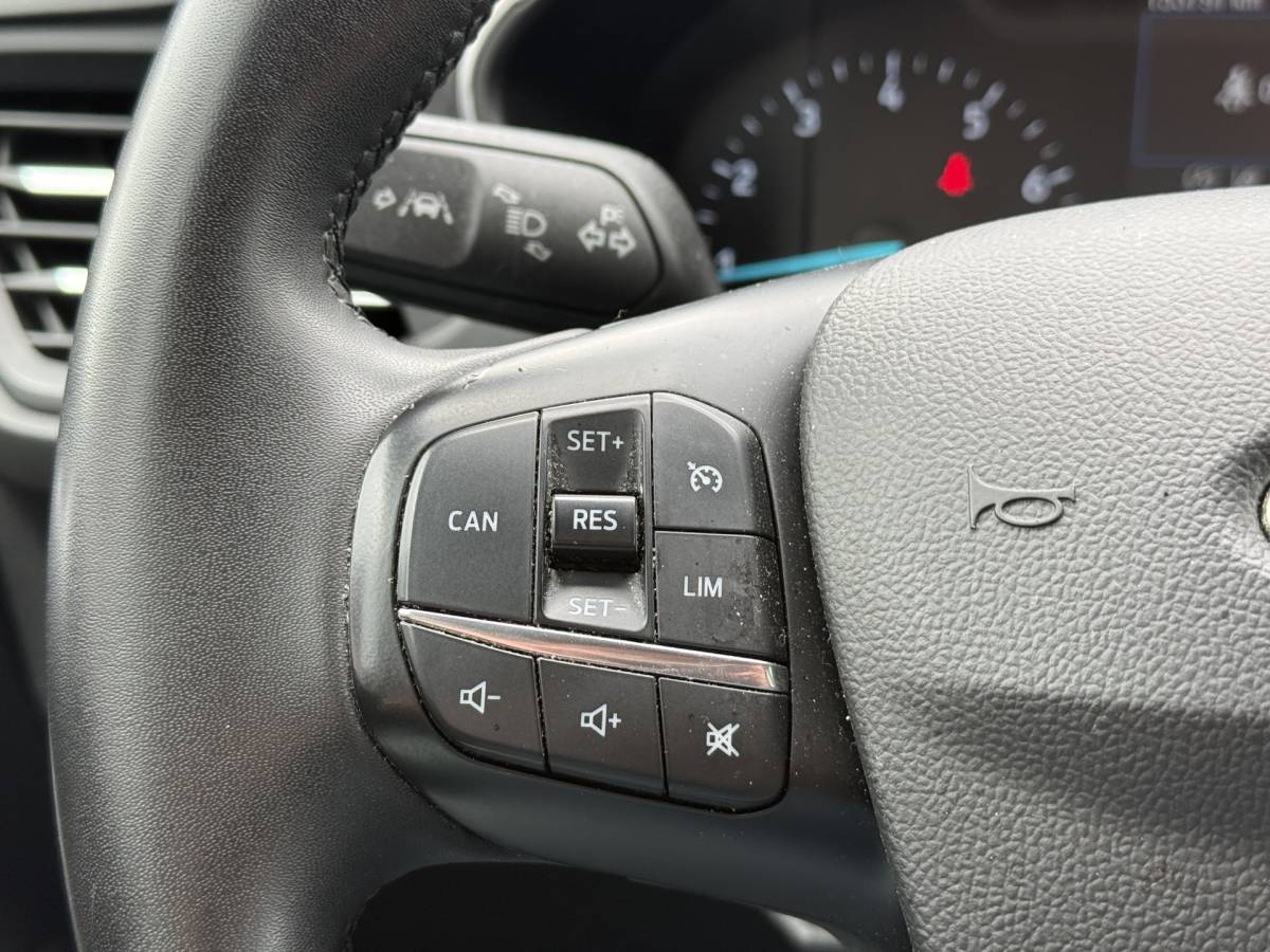 Ford Focus Ford Focus Wagon BWJ 2021 1.0 EcoBoost Hybrid 124 PK  Active Business FULL LED | CAMERA | KEYLESS | CARPLAY + ANDROID | NAVI | CLIMA | CRUISE | LMV | PDC