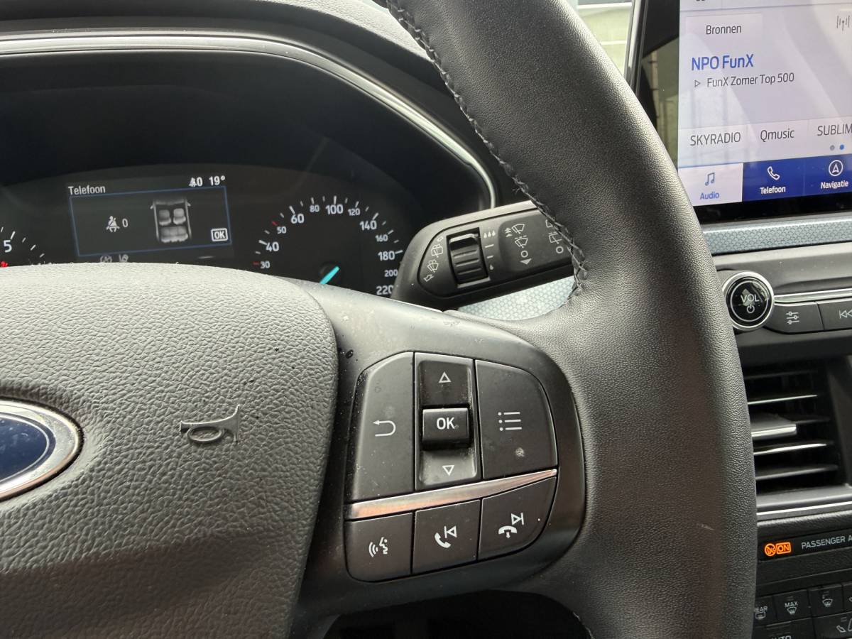 Ford Focus Ford Focus Wagon BWJ 2021 1.0 EcoBoost Hybrid 124 PK  Active Business FULL LED | CAMERA | KEYLESS | CARPLAY + ANDROID | NAVI | CLIMA | CRUISE | LMV | PDC