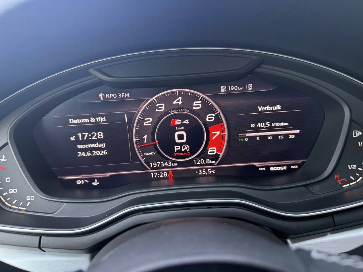 Audi S4 Audi S4 Avant BWJ 2017 3.0 TFSI quattro 354 PK  Pro Line Plus | TREKHAAK | FULL LED | ADAPTIVE CRUISE | STOELVERW. | HEAD-UP DISPLAY | CAMERA | HALF LEDER | ELEKTR. ACHTERKLEP | NAVI | CLIMA | LMV | PDC