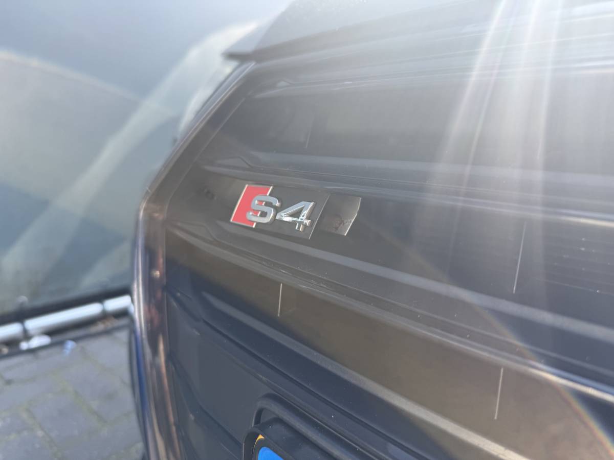 Audi S4 Audi S4 Avant BWJ 2017 3.0 TFSI quattro 354 PK  Pro Line Plus | TREKHAAK | FULL LED | ADAPTIVE CRUISE | STOELVERW. | HEAD-UP DISPLAY | CAMERA | HALF LEDER | ELEKTR. ACHTERKLEP | NAVI | CLIMA | LMV | PDC