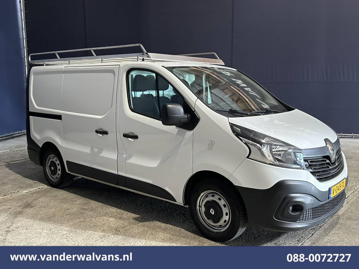 Renault Trafic Renault Trafic 1.6 dCi L1H1 Euro6 Airco | Imperiaal | Trekhaak | Parkeersensoren | Cruisecontrol Bijrijdersbank