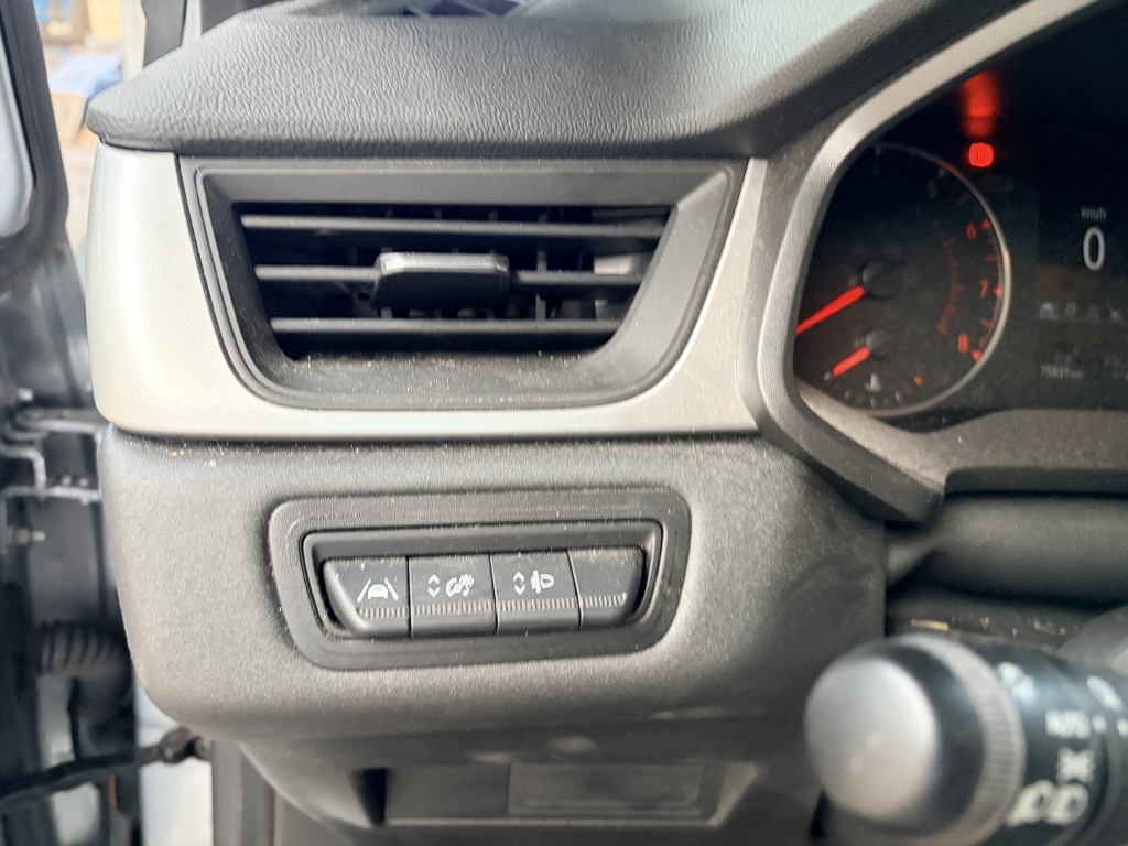 Renault Captur Renault Captur 1.0 TCe Corperate Ed Cruise Clima Navi