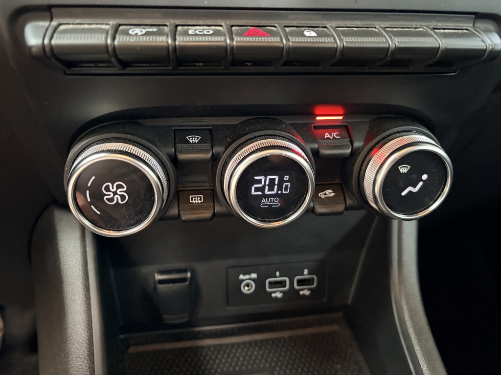 Renault Captur Renault Captur 1.0 TCe Corperate Ed Cruise Clima Navi