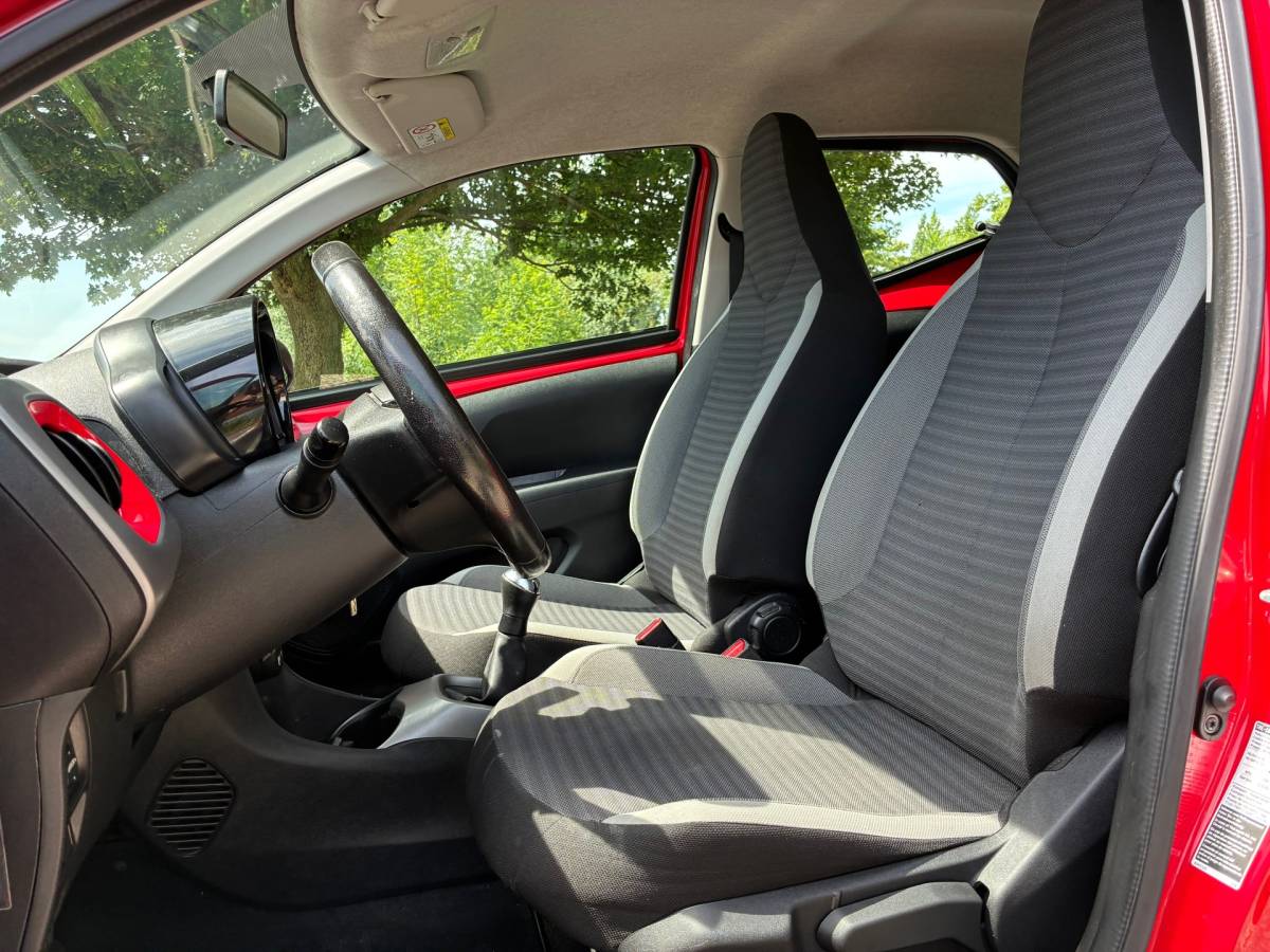 Toyota Aygo Toyota Aygo 1.0 VVT-i x-cite | Navi + Airco + Bluetooth nu €6.975,-!!