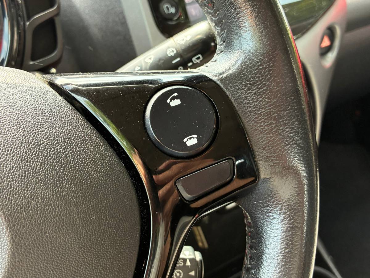 Toyota Aygo Toyota Aygo 1.0 VVT-i x-cite | Navi + Airco + Bluetooth nu €6.975,-!!