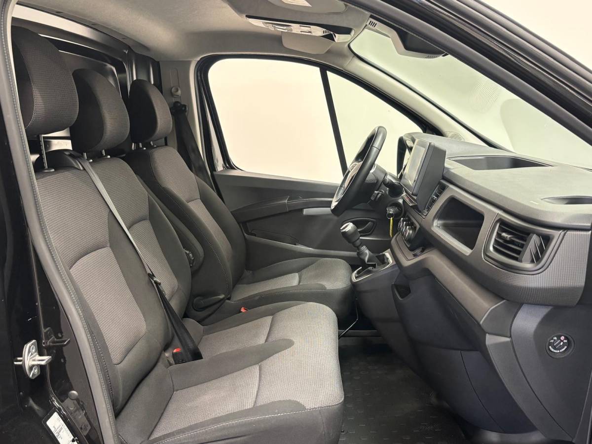 Renault Trafic Renault Trafic 2.0 Blue dCi 150PK T30 L2H1 Advance Airco Bluetooth Camera Cruise Parkeersensoren Trekhaak