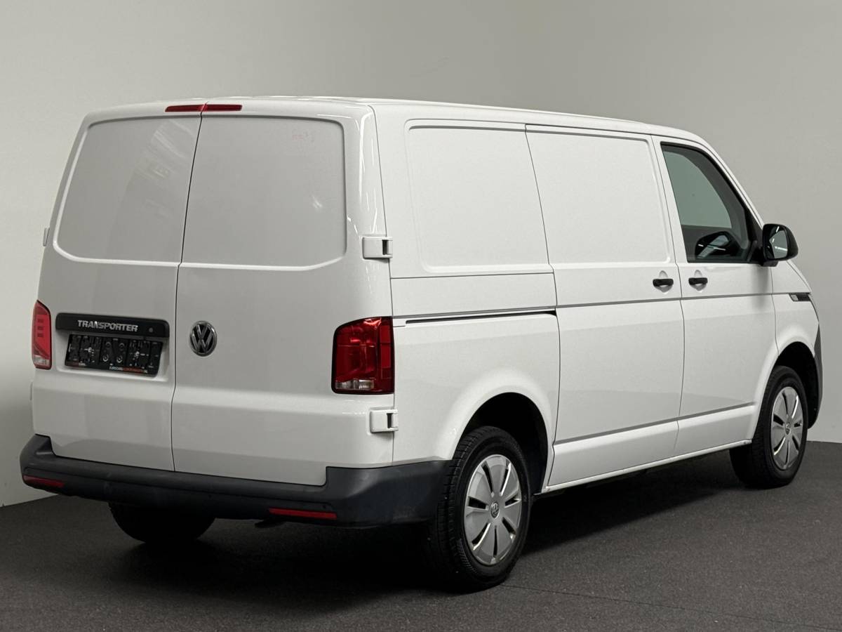 Volkswagen Transporter Volkswagen Transporter 2.0 TDI L1H1 150 pk DSG Comfortline Automaat Airco Apple Carplay/Android Auto Adaptive Cruise Control Parkeersensoren