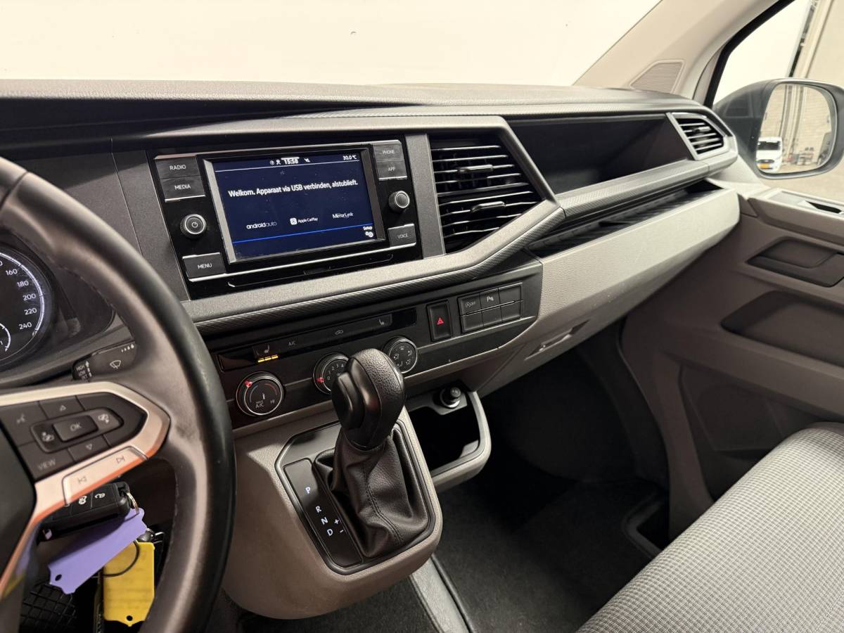 Volkswagen Transporter Volkswagen Transporter 2.0 TDI L1H1 150 pk DSG Comfortline Automaat Airco Apple Carplay/Android Auto Adaptive Cruise Control Parkeersensoren