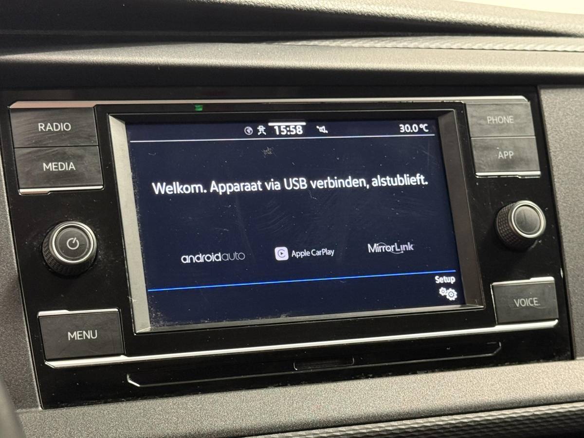 Volkswagen Transporter Volkswagen Transporter 2.0 TDI L1H1 150 pk DSG Comfortline Automaat Airco Apple Carplay/Android Auto Adaptive Cruise Control Parkeersensoren