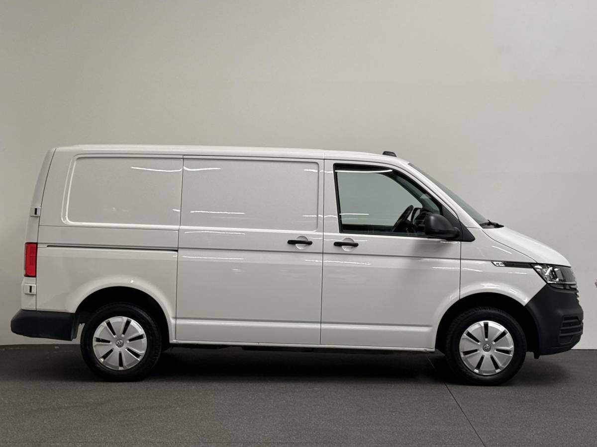 Volkswagen Transporter Volkswagen Transporter 2.0 TDI L1H1 150 pk DSG Comfortline Automaat Airco Apple Carplay/Android Auto Adaptive Cruise Control Parkeersensoren