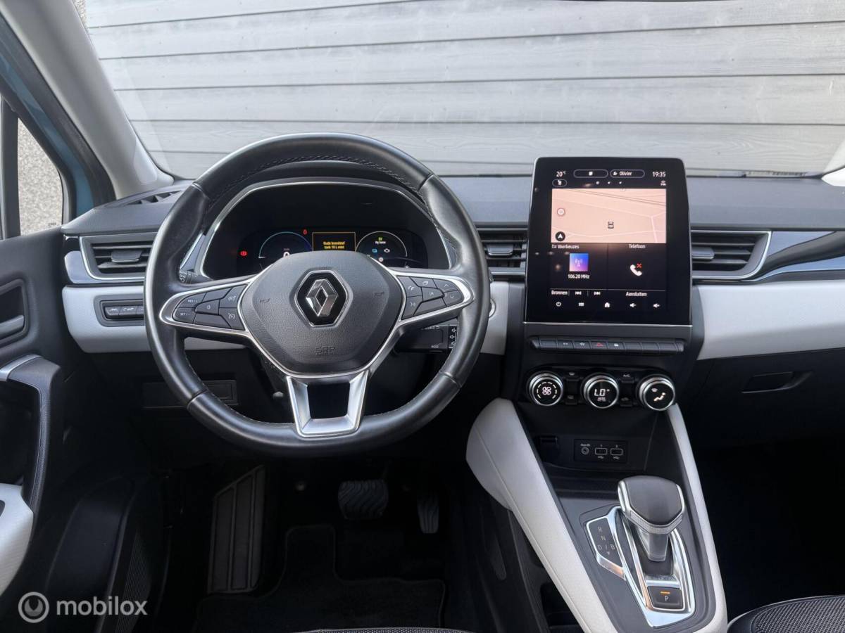 Renault Captur Renault Captur 1.6 E-Tech Plug-in Hybrid 160 Intens Navi+/LED