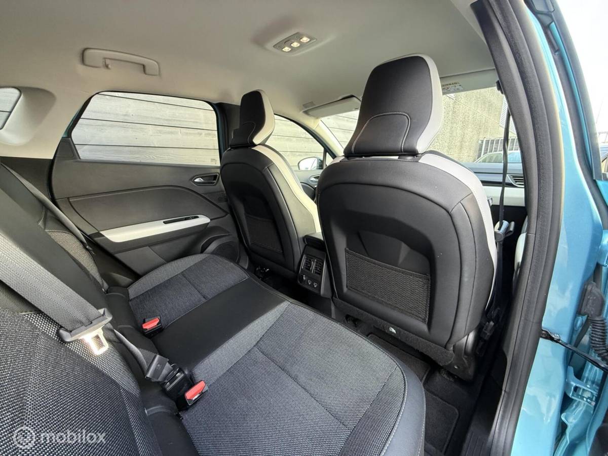 Renault Captur Renault Captur 1.6 E-Tech Plug-in Hybrid 160 Intens Navi+/LED