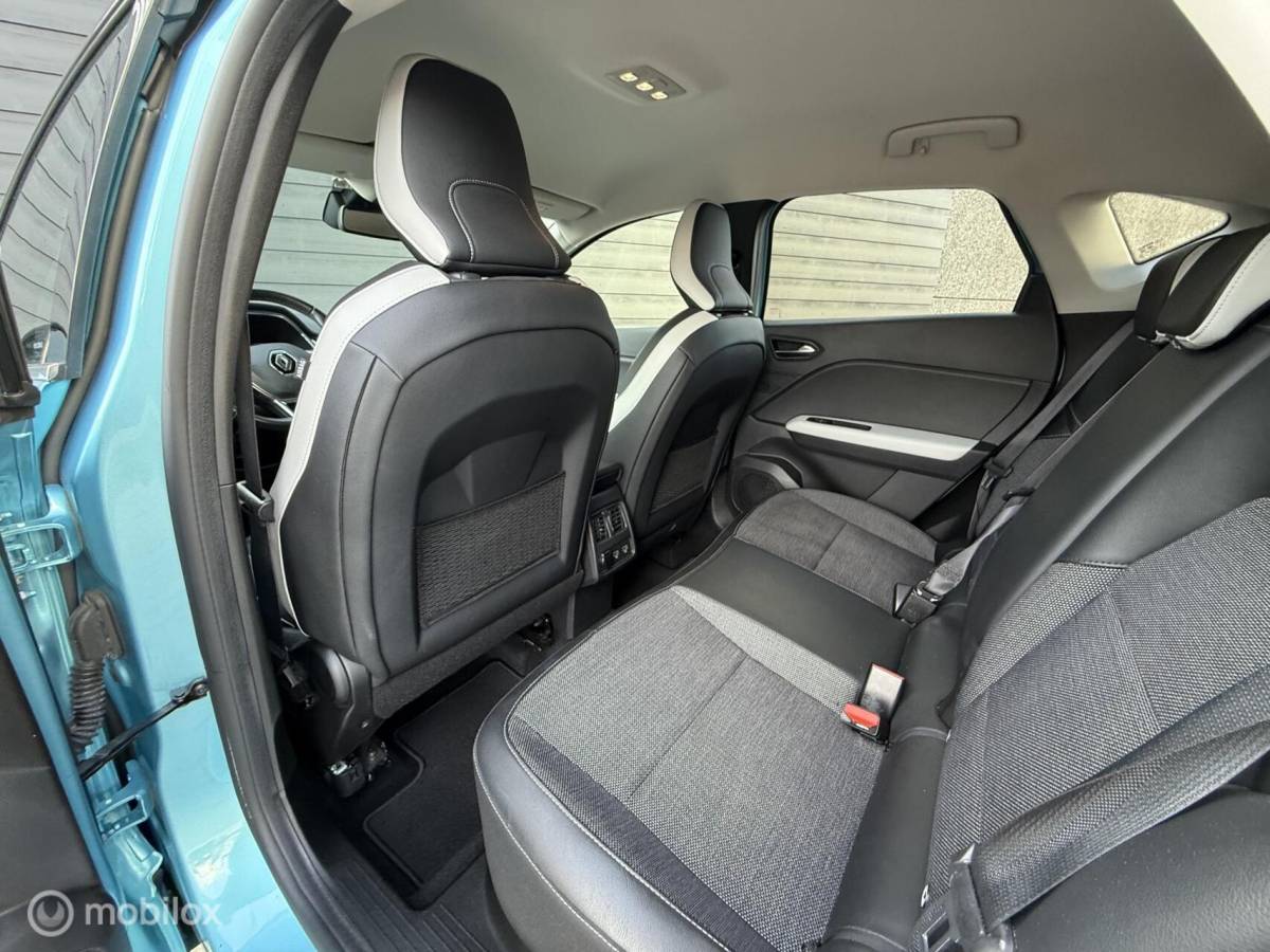 Renault Captur Renault Captur 1.6 E-Tech Plug-in Hybrid 160 Intens Navi+/LED