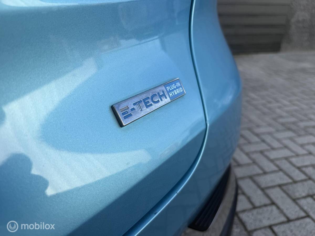 Renault Captur Renault Captur 1.6 E-Tech Plug-in Hybrid 160 Intens Navi+/LED