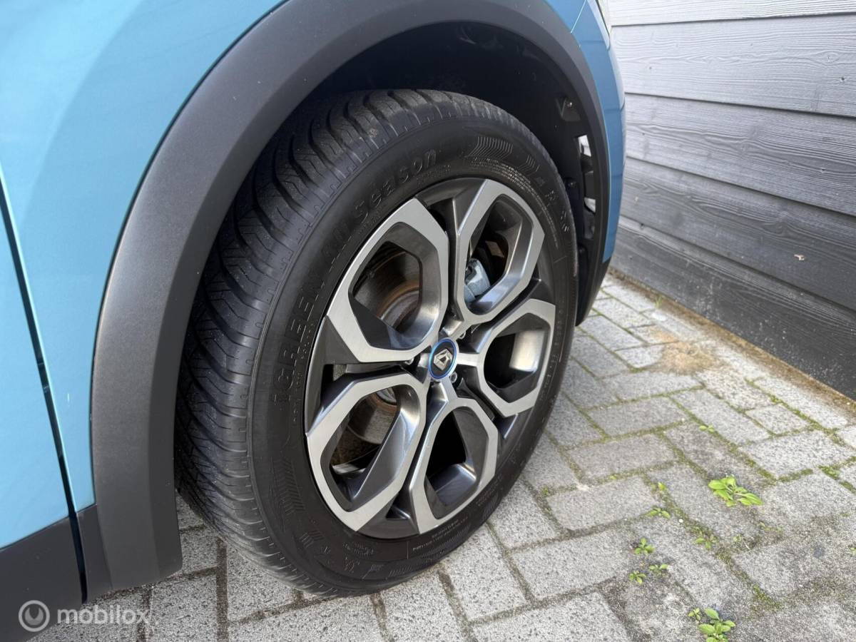 Renault Captur Renault Captur 1.6 E-Tech Plug-in Hybrid 160 Intens Navi+/LED