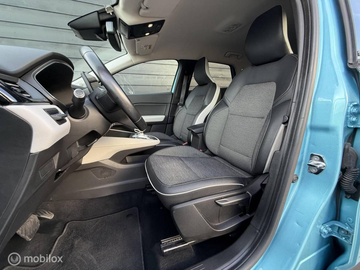 Renault Captur Renault Captur 1.6 E-Tech Plug-in Hybrid 160 Intens Navi+/LED