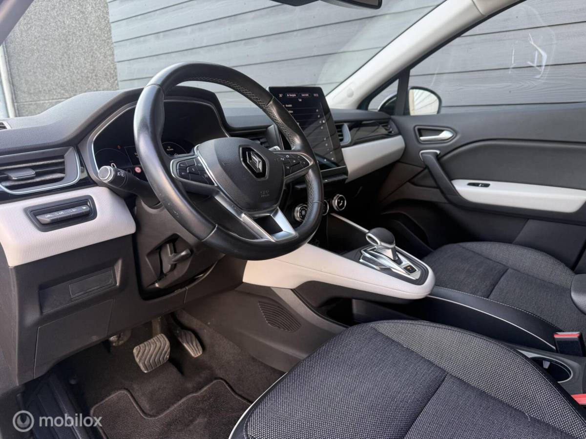 Renault Captur Renault Captur 1.6 E-Tech Plug-in Hybrid 160 Intens Navi+/LED