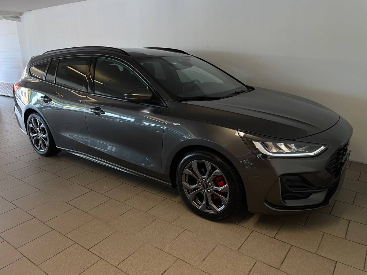 Ford Focus Ford Focus Wagon 1.0 EcoBoost Hybrid ST Line Style NW MODEL STUUR EN STOEL VERWARMING TREKHAAK CLIMA CRUISE APPLE CARPLAY