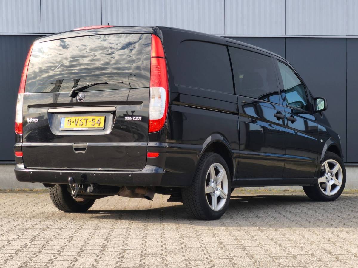 Mercedes-Benz Vito Mercedes-Benz Vito 116CDI AUTOM LANG 6 PERS DUBBELE CABINE AIRCO TREKHAAK PDC