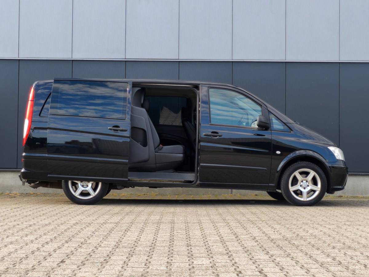 Mercedes-Benz Vito Mercedes-Benz Vito 116CDI AUTOM LANG 6 PERS DUBBELE CABINE AIRCO TREKHAAK PDC