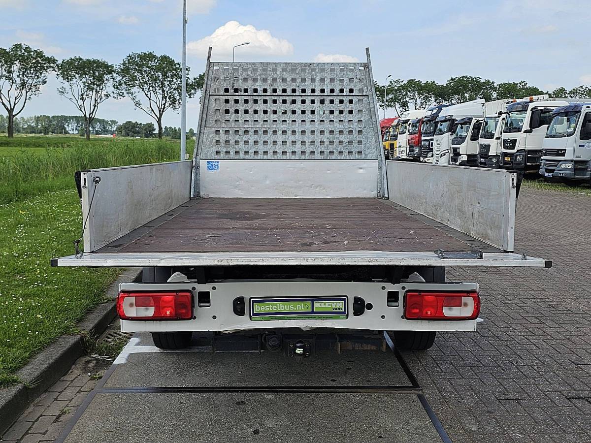Volkswagen Crafter VOLKSWAGEN CRAFTER 35 2.0 dubbele cabine l4 ac