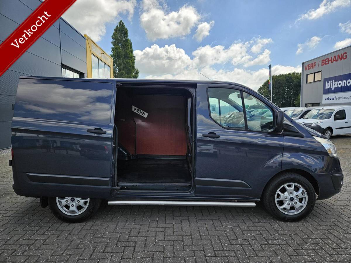 Ford Transit Custom Ford Transit Custom 250 2.2 TDCI L1H1 Airco LM Navi sidebars