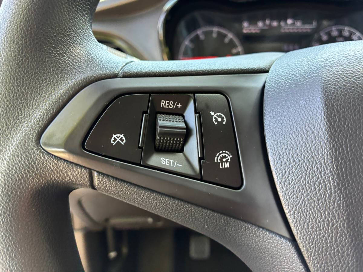 Opel KARL Opel KARL 1.0 Rocks Online Edition | Cruise + Airco nu € 7.975,-!!!