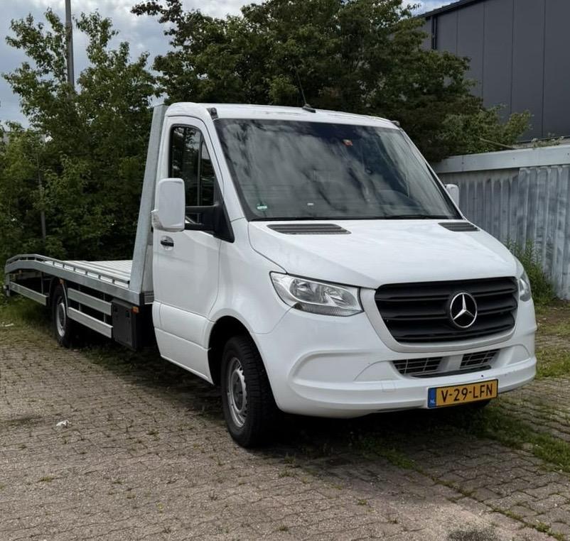 Mercedes-Benz Sprinter Mercedes-Benz Sprinter 317 1.9 CDI L3 RWD