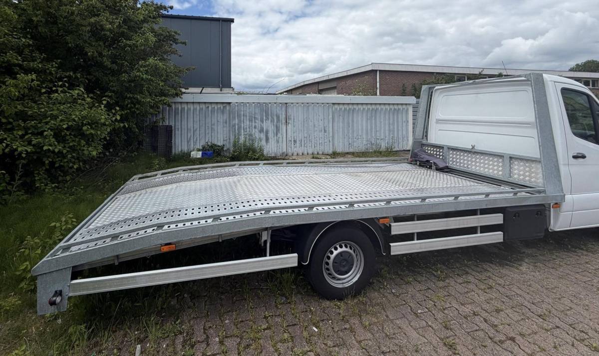 Mercedes-Benz Sprinter Mercedes-Benz Sprinter 317 1.9 CDI L3 RWD