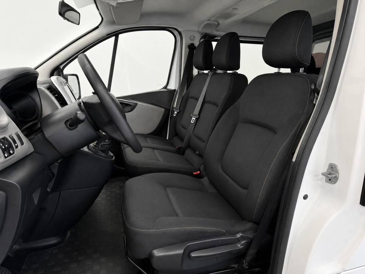 Renault Trafic Renault Trafic 1.6 dCi T29 L2H1 Dubbele Cabine Comfort Energy Navigatie Bluetooth Airco