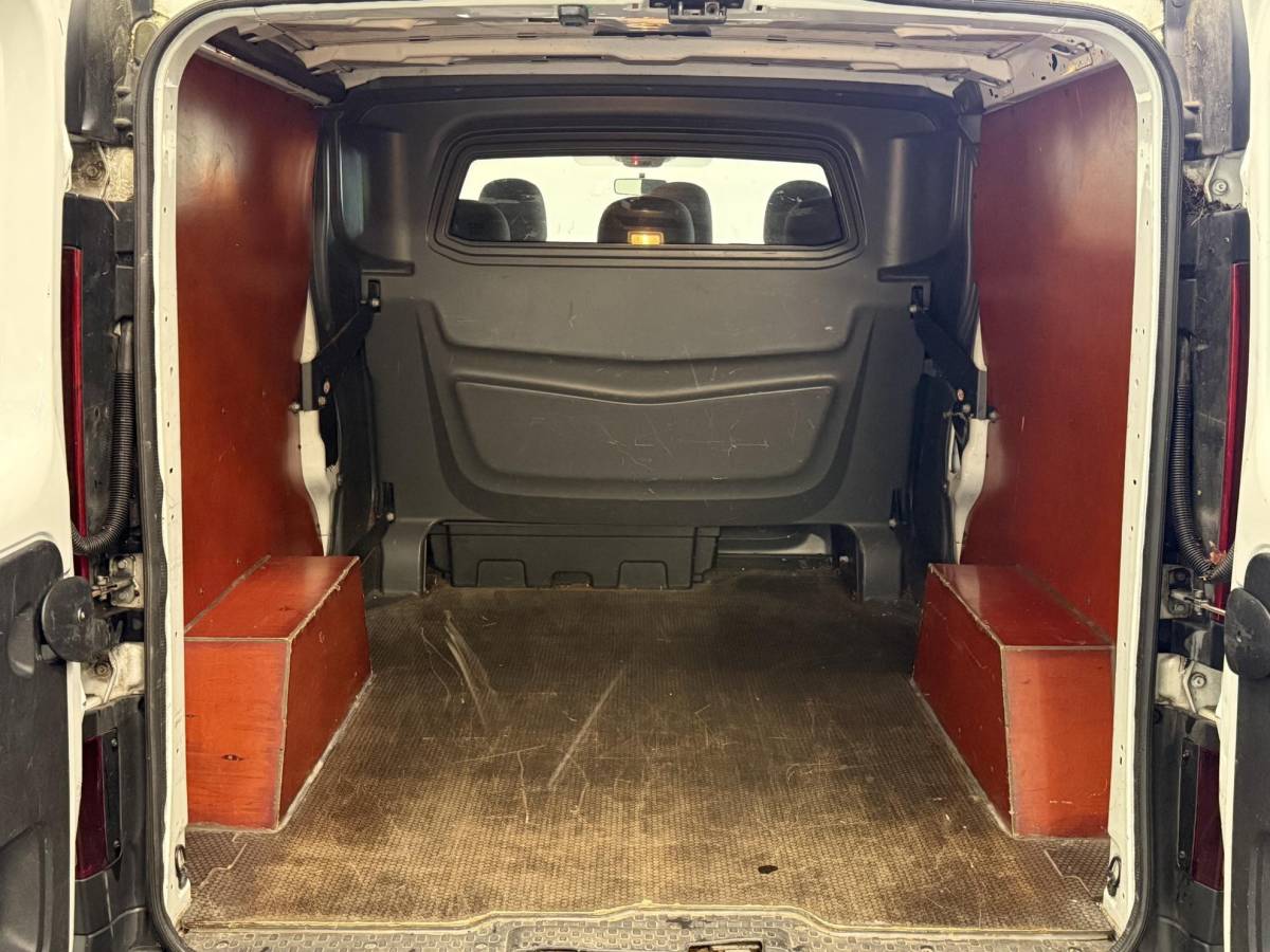 Renault Trafic Renault Trafic 1.6 dCi T29 L2H1 Dubbele Cabine Comfort Energy Navigatie Bluetooth Airco