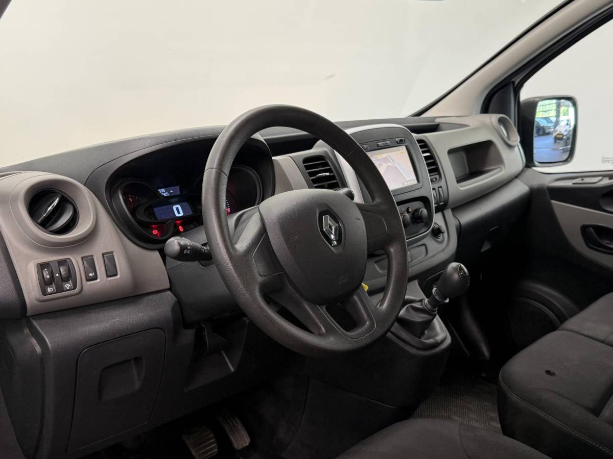 Renault Trafic Renault Trafic 1.6 dCi T29 L2H1 Dubbele Cabine Comfort Energy Navigatie Bluetooth Airco