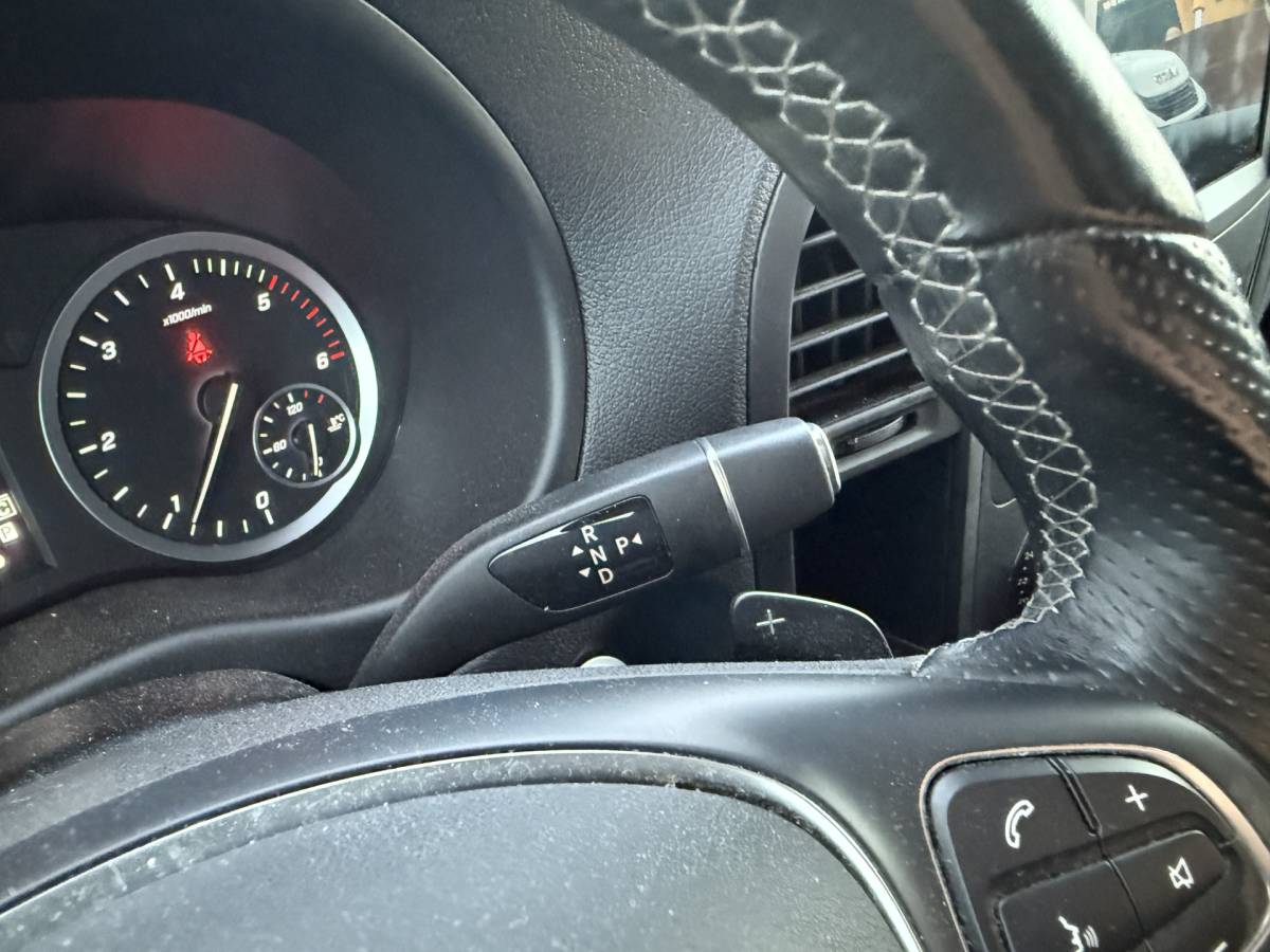 Mercedes-Benz Vito Mercedes-Benz Vito 114 1.9 CDI Automaat L2H1 Climate Control Cruise Control Parkeersensoren V+A Kastwand Inbouw