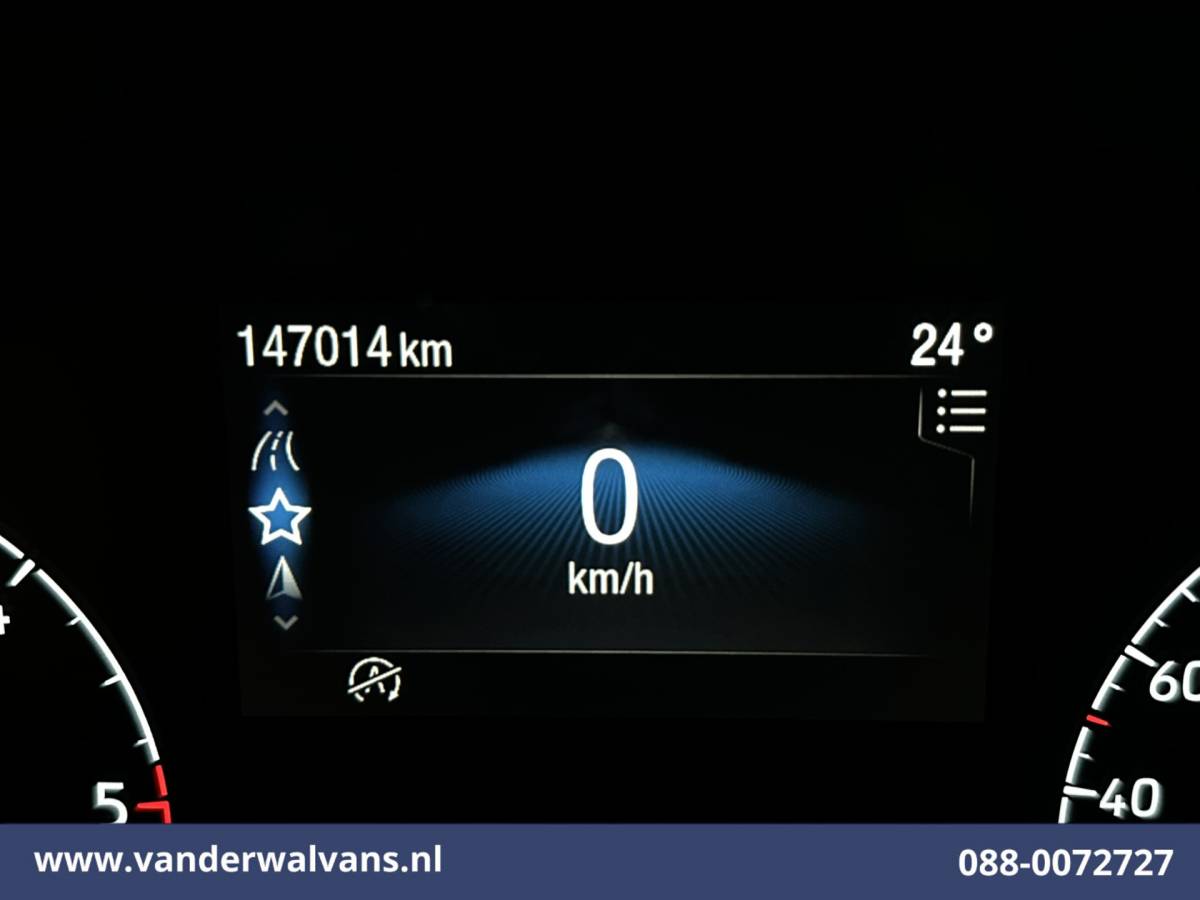Ford Transit Connect Ford Transit Connect 1.5 EcoBlue 100pk L2H1 Euro6 Airco | Camera | Navigatie | Apple Carplay | Android Auto Parkeersensoren, Verwarmde voorruit