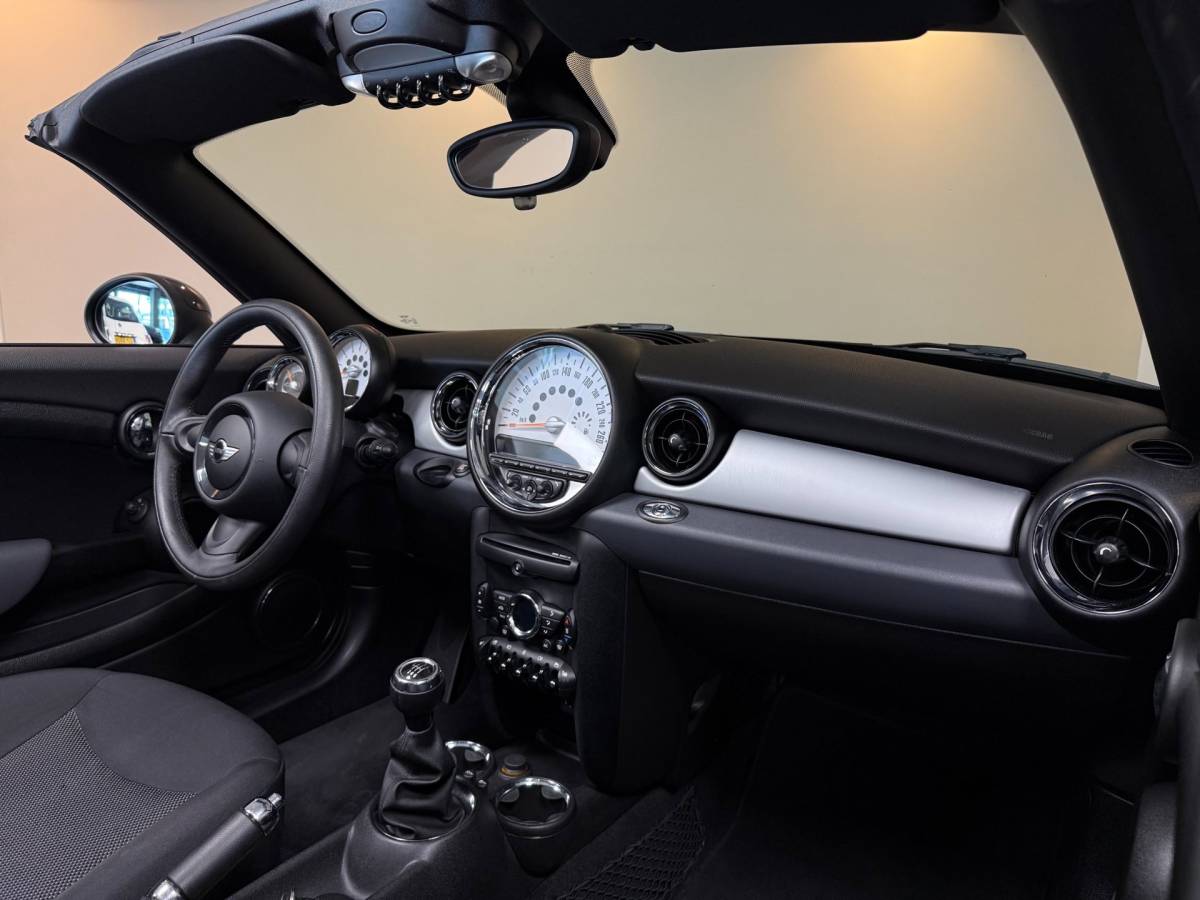 MINI Roadster Mini Roadster 1.6 Cooper Pepper *Dealer OH* Stoelverw.|Climate|Sfeerverlichting|PDC|NAP