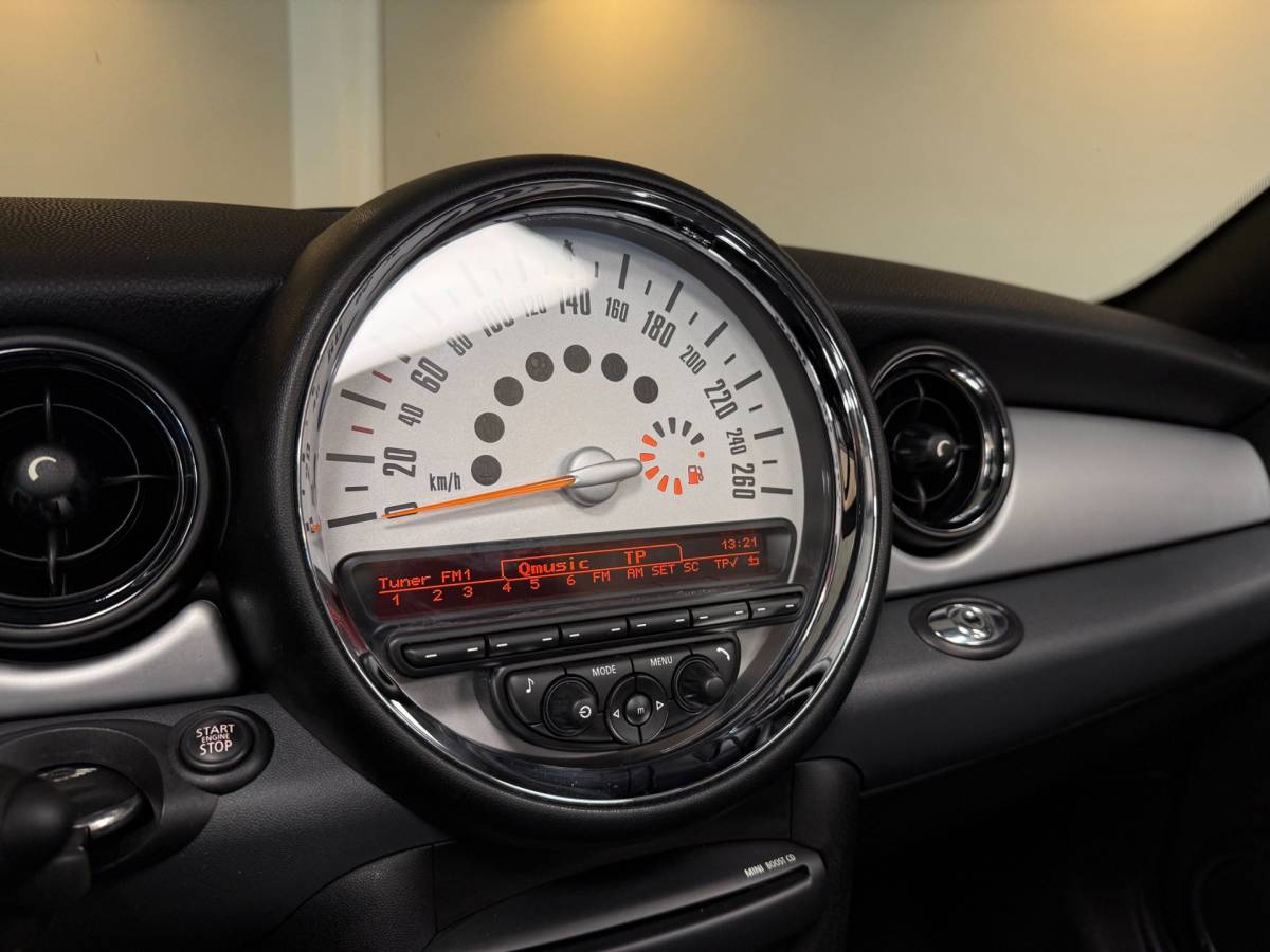MINI Roadster Mini Roadster 1.6 Cooper Pepper *Dealer OH* Stoelverw.|Climate|Sfeerverlichting|PDC|NAP