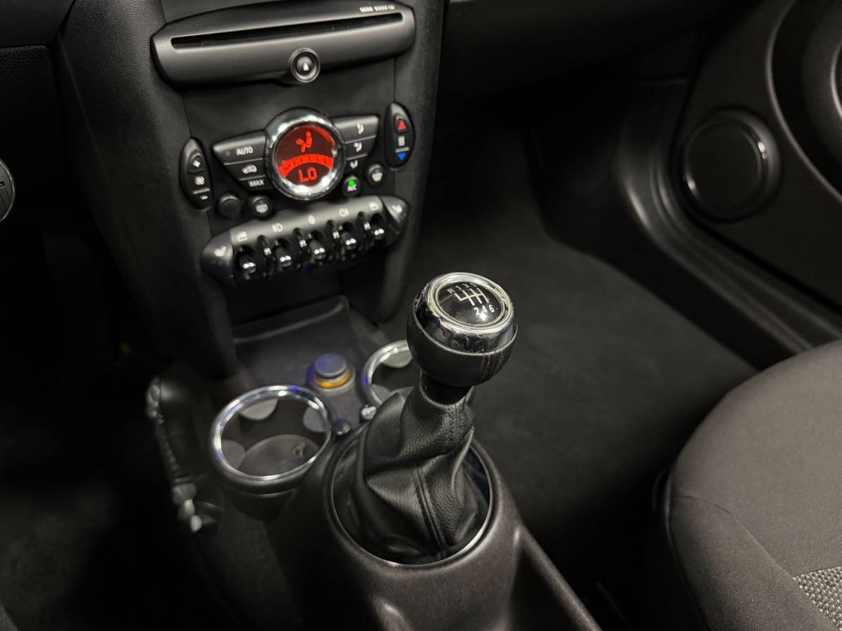 MINI Roadster Mini Roadster 1.6 Cooper Pepper *Dealer OH* Stoelverw.|Climate|Sfeerverlichting|PDC|NAP