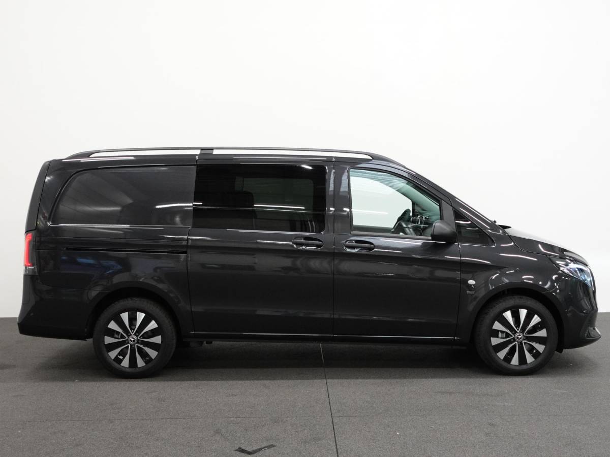 Mercedes-Benz Vito Mercedes-Benz Vito 114 CDI L2 Select Automaat Dubbele Cabine NM Airco Apple Carplay/ Android auto Trekhaak Achterklep Parkeersensoren