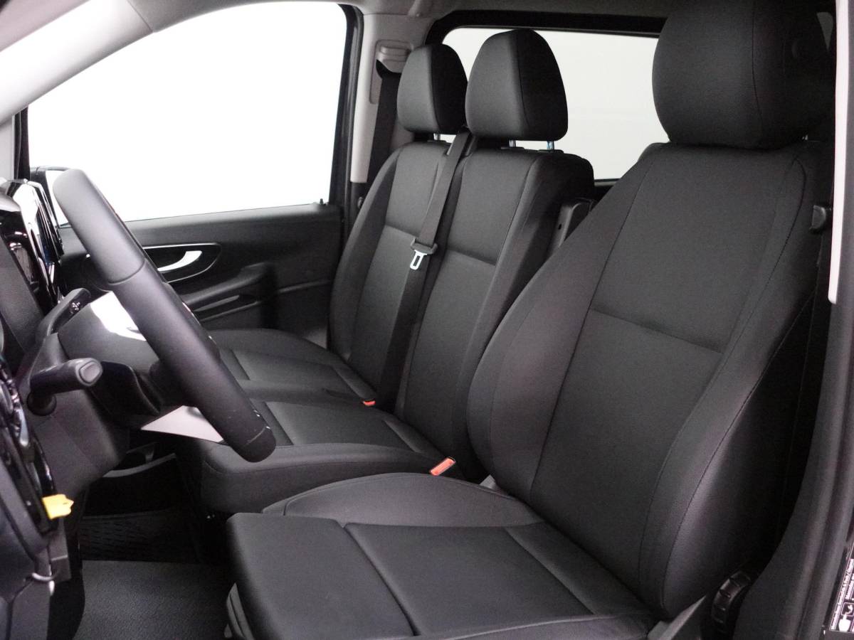 Mercedes-Benz Vito Mercedes-Benz Vito 114 CDI L2 Select Automaat Dubbele Cabine NM Airco Apple Carplay/ Android auto Trekhaak Achterklep Parkeersensoren