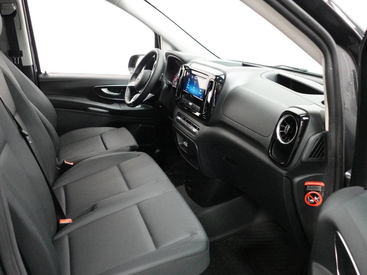 Mercedes-Benz Vito Mercedes-Benz Vito 114 CDI L2 Select Automaat Dubbele Cabine NM Airco Apple Carplay/ Android auto Trekhaak Achterklep Parkeersensoren