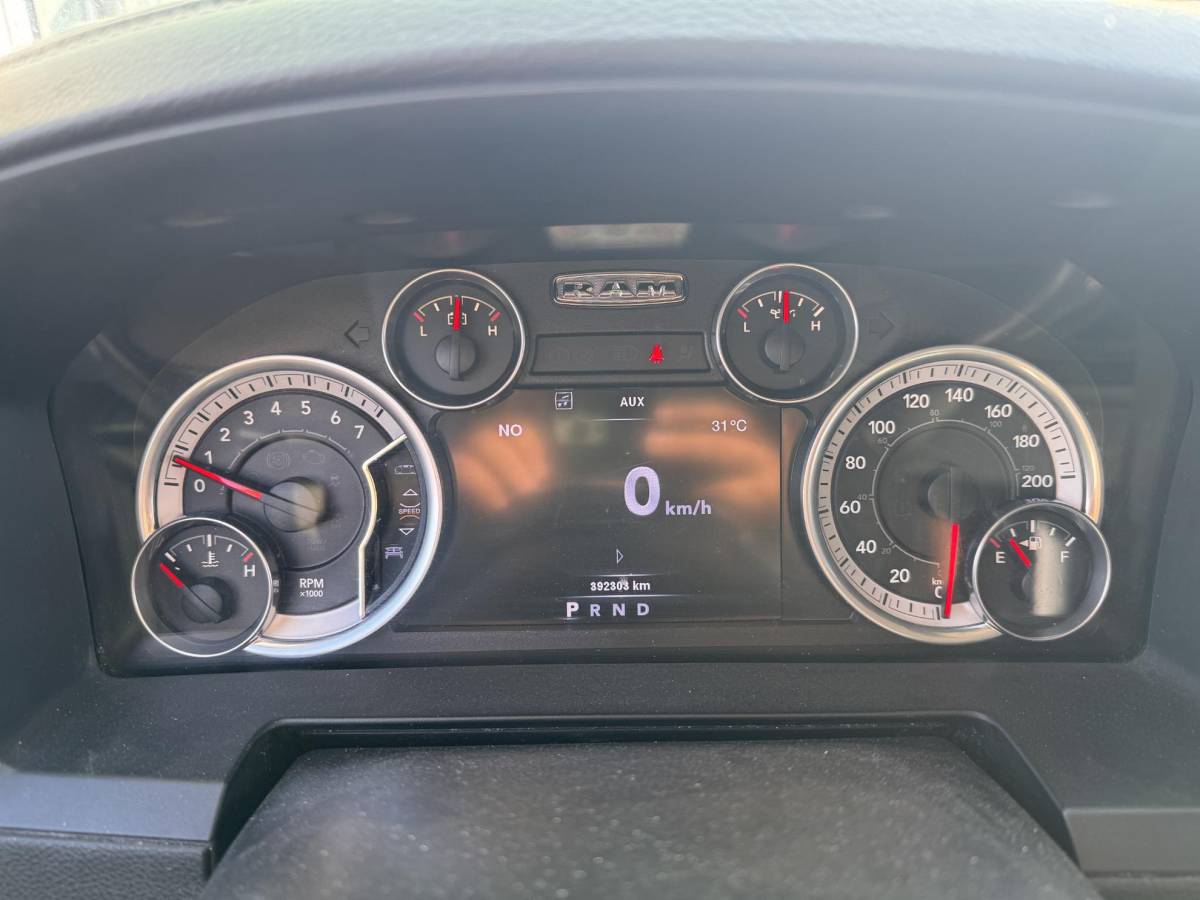 Dodge Ram 1500 Dodge Ram 1500 5.7 V8 Quad Cab 6’4 / NIEUWE MOTOR  / SPORT / 4X4 / NAP /PRINS LPG / 200L TANK /