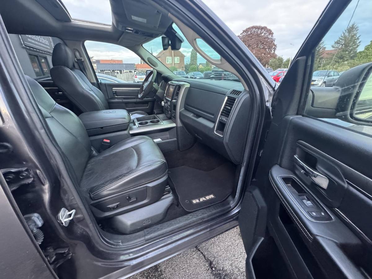 Dodge Ram 1500 Dodge Ram 1500 5.7 V8 Quad Cab 6’4 / NIEUWE MOTOR  / SPORT / 4X4 / NAP /PRINS LPG / 200L TANK /