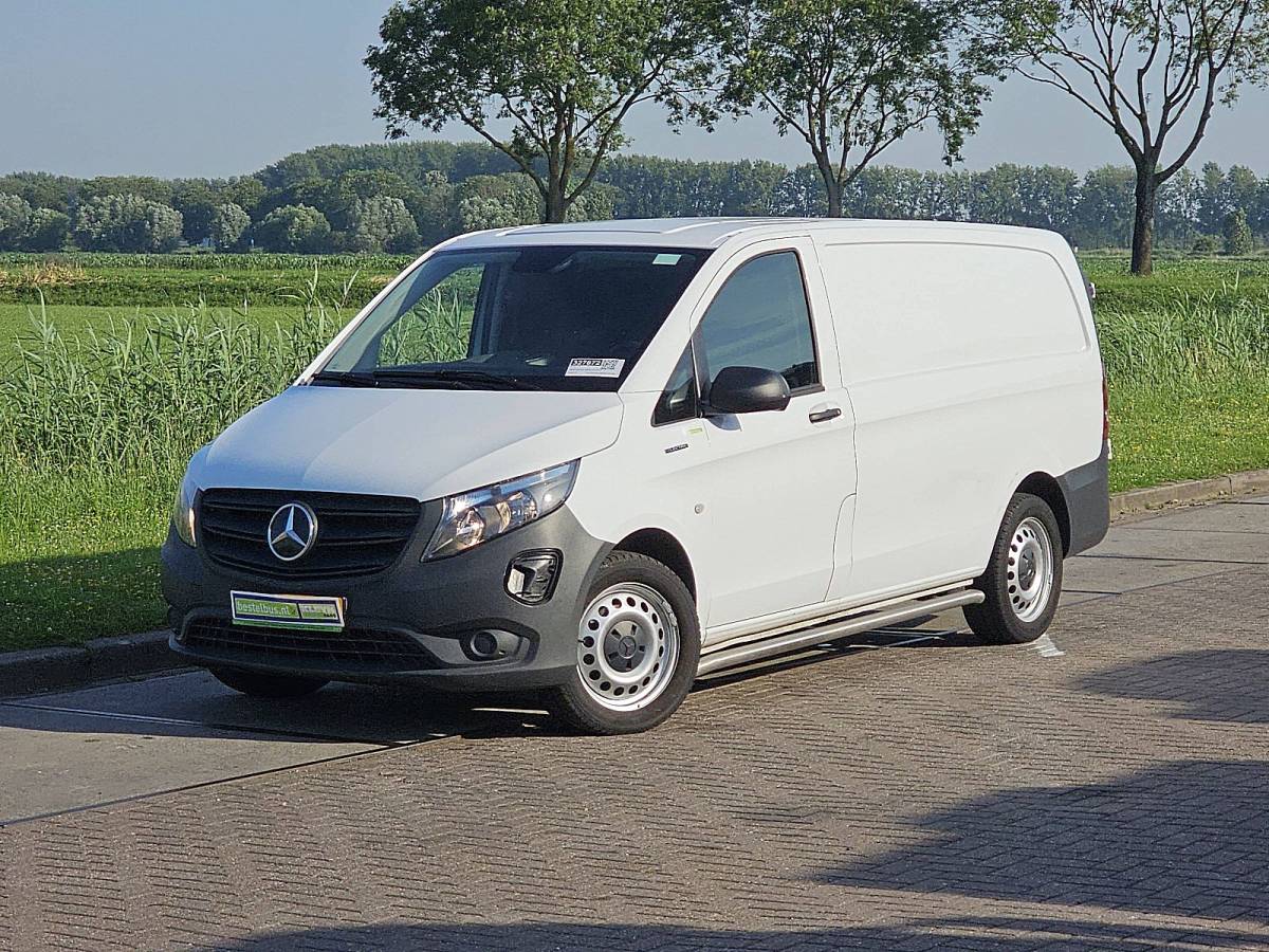 Mercedes-Benz eVito MERCEDES-BENZ EVITO ac carplay 66kwh
