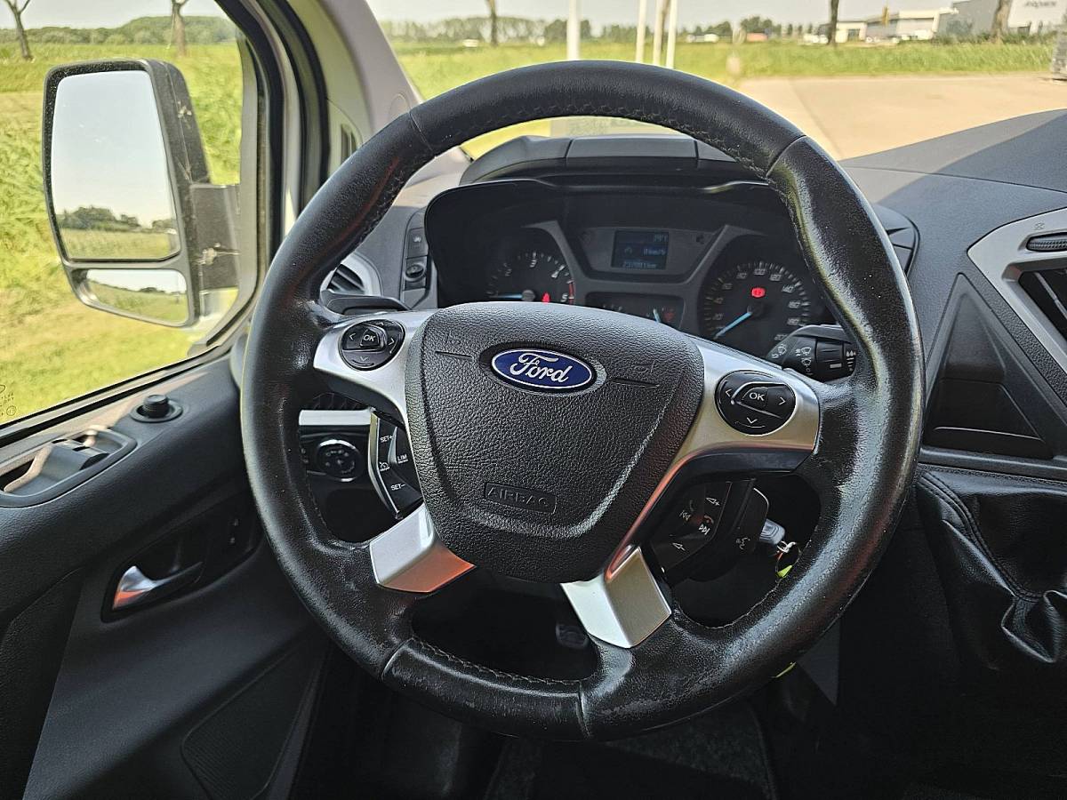 Ford Transit Custom FORD TRANSIT CUSTOM 2.2 l1h1 airco 3-zit
